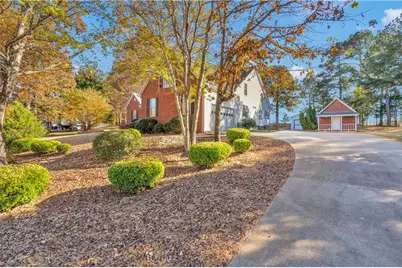 523 Barhams Ridge Drive, McDonough, GA 30252 - Photo 9