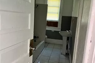 579 Charles St, Macon, GA 31206 - Photo 5