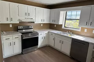 880 Five Forks Trickum Rd, Lawrenceville, GA 30046 - Photo 7