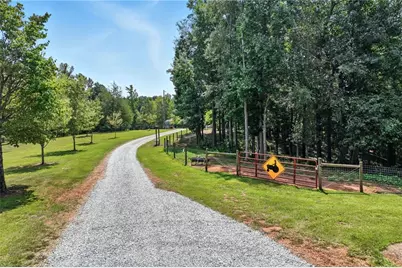 731 Borders Road, Commerce, GA 30530 - Photo 27