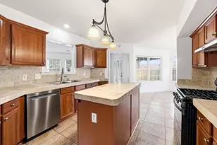 4545 Parkview Walk Dr, Lilburn, GA 30047 - Photo 11