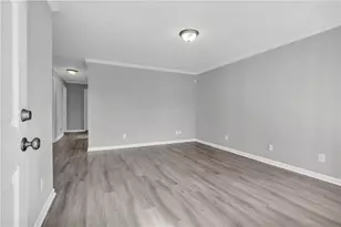 1040 Thomasville Estates Way, Atlanta, GA 30315 - Photo 9