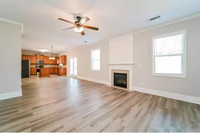 7420 Toccoa Circle, Union City, GA 30291 - Photo 9