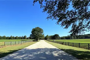 1202 Hodges Cir, Mansfield, GA 30055 - Photo 17