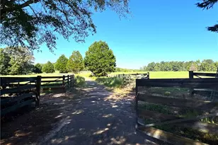 1202 Hodges Cir, Mansfield, GA 30055 - Photo 83