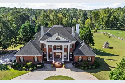 1202 Hodges Circle, Mansfield, GA 30055 - Photo 3