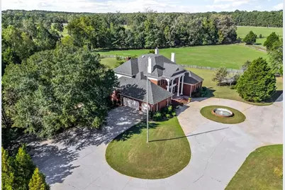 1202 Hodges Circle, Mansfield, GA 30055 - Photo 5