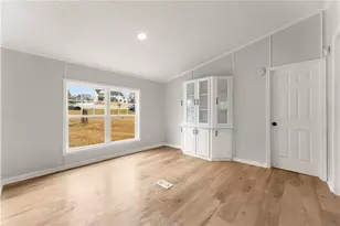 1384 Pocket Rd, Braselton, GA 30517 - Photo 13