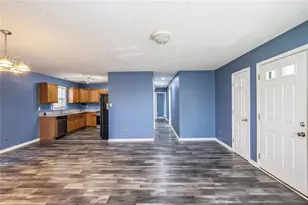 160 Roberts St, Fairburn, GA 30213 - Photo 7