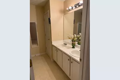 2863 Hillvale Cove Drive, Lithonia, GA 30058 - Photo 13