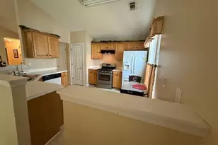 2863 Hillvale Cove Dr, Lithonia, GA 30058 - Photo 5