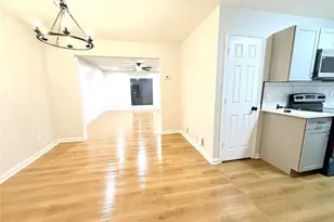 223 High Creek Dr, Roswell, GA 30076 - Photo 5