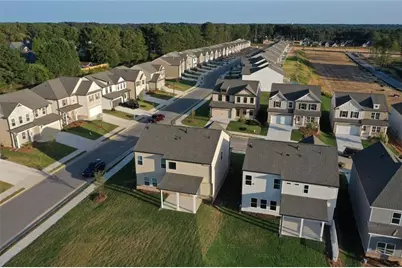 305 Sterling Creek Way, Loganville, GA 30052 - Photo 9