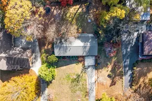 111 Meadow Ln, Calhoun, GA 30701 - Photo 5