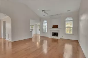 522 Huntgate Rd, Woodstock, GA 30189 - Photo 5