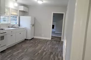 1877 Dodson Dr SW, Atlanta, GA 30311 - Photo 3