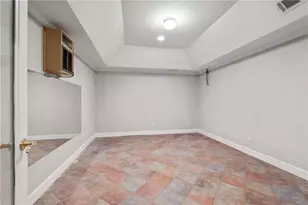 2181 McKinley Rd NW, Atlanta, GA 30318 - Photo 45