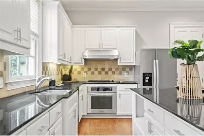 2181 McKinley Road NW, Atlanta, GA 30318 - Photo 21