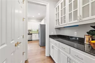 2181 McKinley Rd NW, Atlanta, GA 30318 - Photo 15