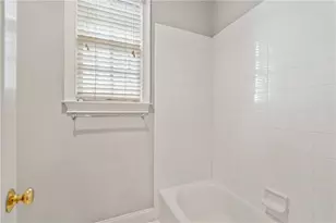 2181 McKinley Rd NW, Atlanta, GA 30318 - Photo 37