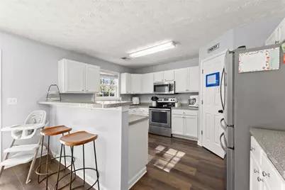 7005 Litany Court, Flowery Branch, GA 30542 - Photo 9