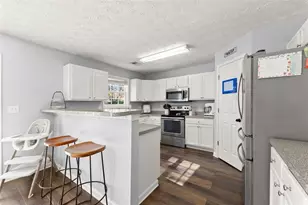 7005 Litany Ct, Flowery Branch, GA 30542 - Photo 9