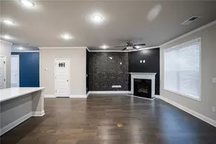 2215 Manor Pointe Dr, Cumming, GA 30041 - Photo 7