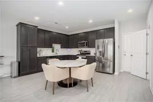 1961 James Red Moore Blvd, Atlanta, GA 30318 - Photo 9