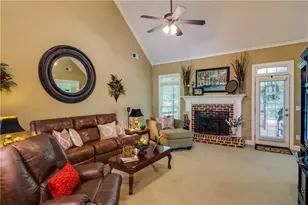 616 Richmond Pl, Loganville, GA 30052 - Photo 9