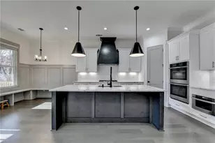 6181 Shoreland Cir, Buford, GA 30518 - Photo 13