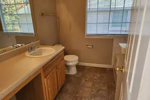 2816 Two Lake Circle, College Park, GA 30349 - Photo 15