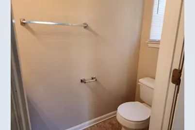 2816 Two Lake Circle, College Park, GA 30349 - Photo 11