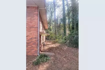 1768 Dodson Drive SW, Atlanta, GA 30311 - Photo 3