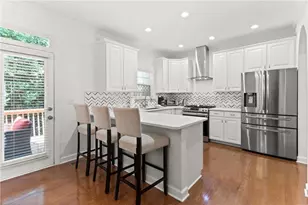 2086 Cobblestone Cir NE, Atlanta, GA 30319 - Photo 15