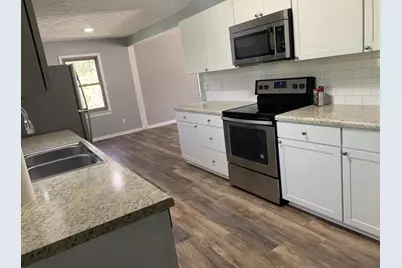 19 Oak Hill Drive, Winder, GA 30680 - Photo 13