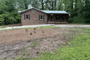 19 Oak Hill Dr, Winder, GA 30680 - Photo 9