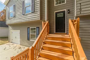 7101 Hazelwood Dr, Jonesboro, GA 30236 - Photo 5
