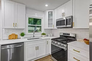 631 Church St NW, Atlanta, GA 30318 - Photo 9