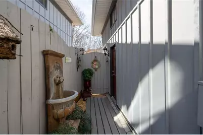 1605 Ridenour Parkway NW, Kennesaw, GA 30152 - Photo 37