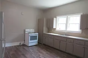 293 4th St, Cedartown, GA 30125 - Photo 7