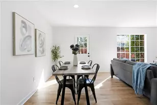 607 Garden Walk Dr, Stone Mountain, GA 30083 - Photo 9