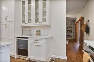 827 Hickory Dr SW, Marietta, GA 30064 - Photo 11