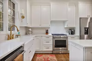 827 Hickory Dr SW, Marietta, GA 30064 - Photo 9