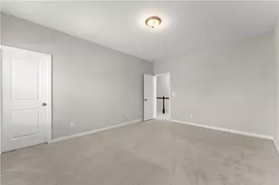 156 Round Pond Dr, Lilburn, GA 30047 - Photo 23