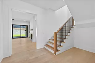 3906 Town Farms Dr, Peachtree Corners, GA 30092 - Photo 11