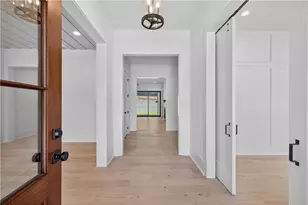 3906 Town Farms Dr, Peachtree Corners, GA 30092 - Photo 5