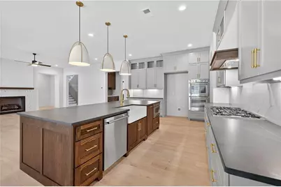 3906 Town Farms Drive, Peachtree Corners, GA 30092 - Photo 19