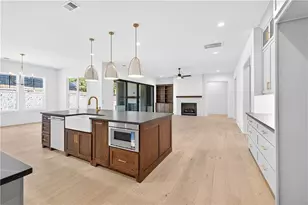 3906 Town Farms Dr, Peachtree Corners, GA 30092 - Photo 21