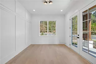 3906 Town Farms Dr, Peachtree Corners, GA 30092 - Photo 7