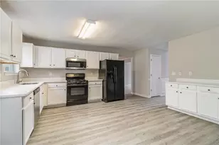 4450 Ivy Fork Dr, Loganville, GA 30052 - Photo 13